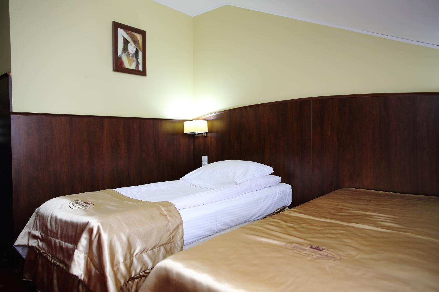 Hotel Kalchem Brzozie Экстерьер фото