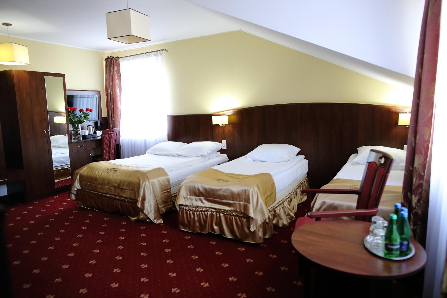 Hotel Kalchem Brzozie Экстерьер фото